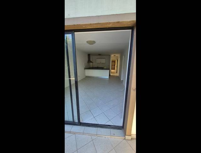 3 BEDROOM PROPERTY TO RENT IN SOMERSET WEST CENTRAL